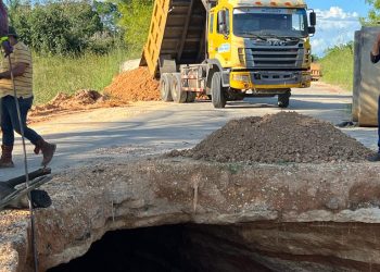 Continúan trabajos en la vía Machiques-Colón para recuperar la transitabilidad en la TO06