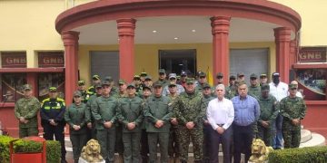 Primer encuentro de comandantes territoriales militares y policiales del área fronteriza entre naciones hermanas