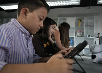 Tecnikids ofrece clases de robótica a niños y jóvenes para innovar en la educación en el país