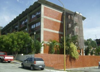 Abiertos concursos para docentes y personal administrativo y obrero de la Uptt