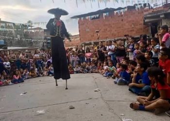 Domingo de sonrisas para los niños en La Marchantica