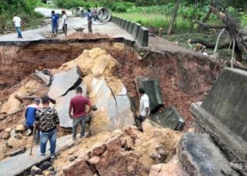 Obstruida en su totalidad la vía Peraza- Agua Viva tras caída de carretera por las lluvias