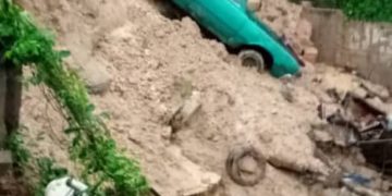 Una persona muerta y múltiples afectaciones ocasionaron las fuertes lluvias de este 11Nov