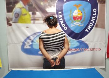 Detienen a madre por abuso sexual de hijas en edad escolar