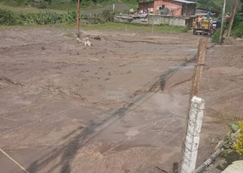 Obstruido el paso para La Puerta debido a derrumbe en Las Delicias