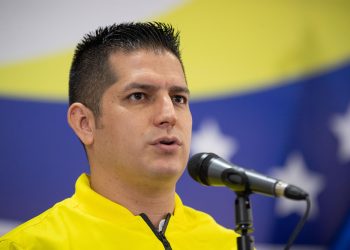 Ministro Mervin Maldonado denuncia que Canadá no ha emitido visas a la selección de baloncesto