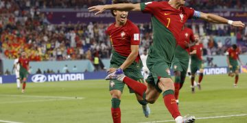 Cristiano Ronaldo, primer futbolista que marca en cinco Mundiales