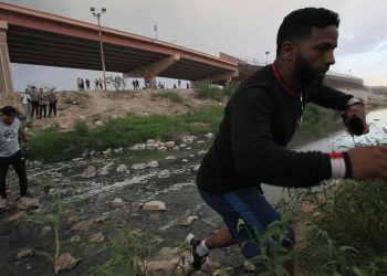 EE.UU. usó balas de pimienta en frontera porque migrantes estaban «agresivos»