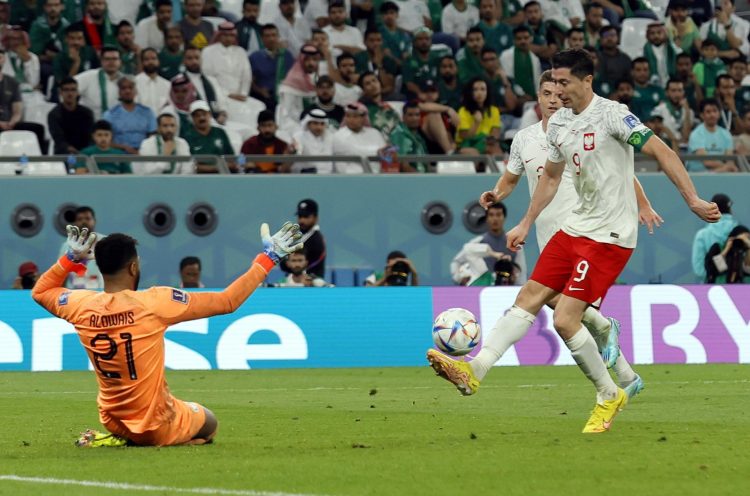 Messi, frente a Lewandowski