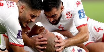 1-0. Bochorno de la campeona ante una Túnez a la que no le sirvió la victoria