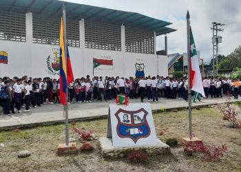 19 años del Liceo Rafael Quevedo Urbina