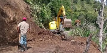 Alcaldías de Arzobispo Chacón y Aricagua trabajan por restablecer la vialidad