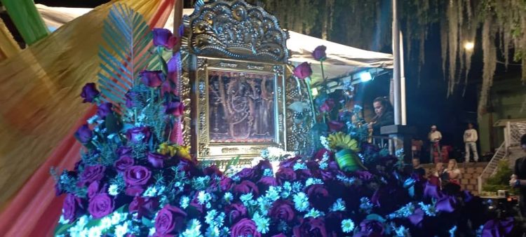 Celebración por el día de la virgen de Chiquinquirá engalanó plaza Bolívar de Boconó