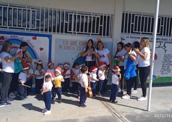 Centro maternal Las Esperanzas participó en parrandón navideño en Boconó