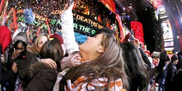 La Nochevieja en Times Square vuelve a la normalidad tras 2 años de covid-19