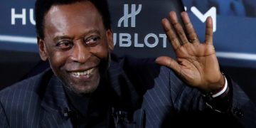 Pelé será enterrado el martes