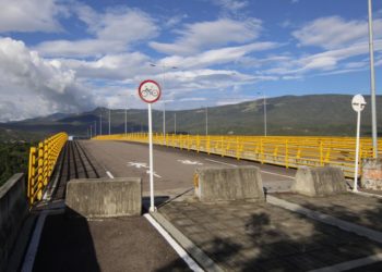 Venezuela adecúa puente de Tienditas para apertura el 1 de enero