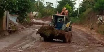 Retoman mantenimiento de la troncal siete en Santa Ana 