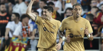 Lewandowski, titular en el Barcelona; Braithwaite, en el Espanyol