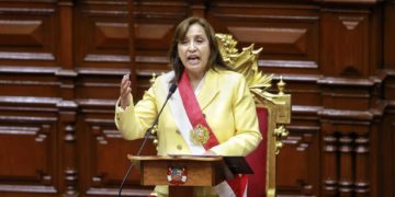 El Gobierno peruano declara el estado de emergencia en todo el país por 30 días