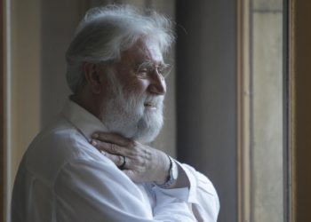 Leonardo Boff critica el rechazo del papa Francisco al sacerdocio femenino