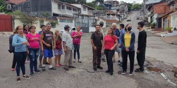 «La alcaldía de San Cristóbal llegó, abrió un hueco y no volvió más» 