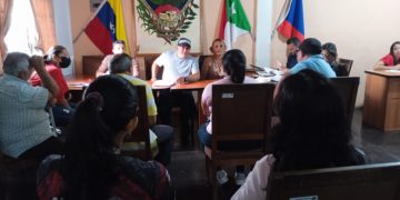 Concejales de Pampán se reúnen con representantes del transporte urbano