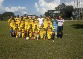 Glorias de El Vigía FC compartieron en Parque Chama una tarde de fútbol