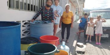 Veedores de la comunidad Rafael Caldera denuncian tener 27 días sin servicio de agua potable