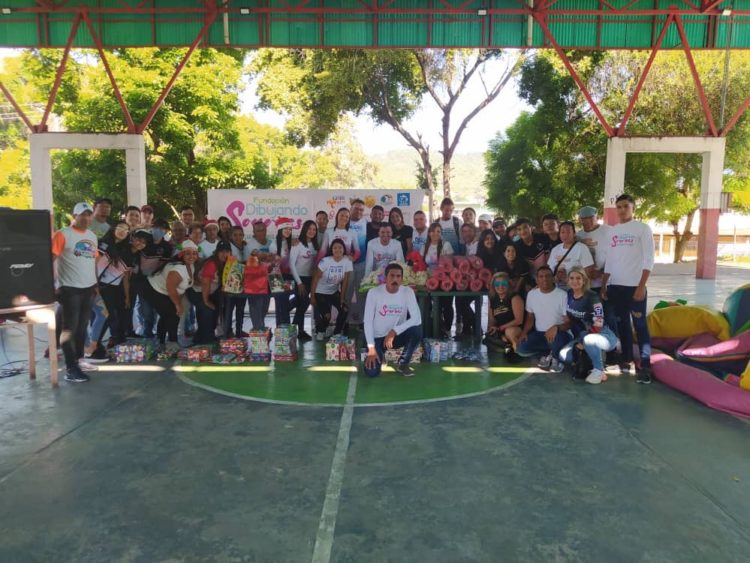 Fundación Dibujando Sonrisas lleva a cabo su Especial de Navidad