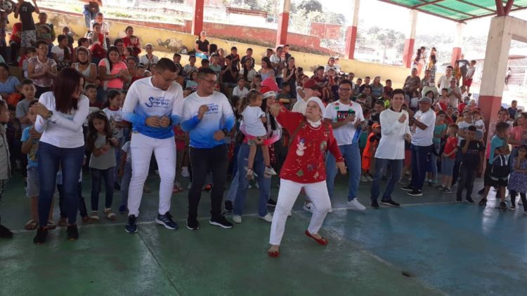 Fundación Dibujando Sonrisas lleva a cabo su Especial de Navidad