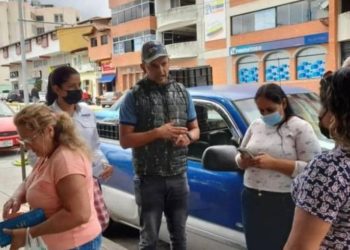 Hasta el 31 de diciembre: Más de 150 comerciantes informales tienen permiso provisional para vender artículos navideños en Mérida