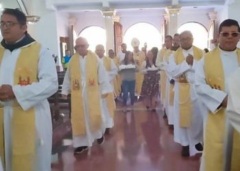 Cardenal Baltazar Porras elevó a Santuario la Iglesia de Santísima Trinidad de Pueblo Llano