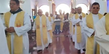 Cardenal Baltazar Porras elevó a Santuario la Iglesia de Santísima Trinidad de Pueblo Llano