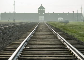 Condenan a una anciana por complicidad en 10.500 asesinatos del nazismo