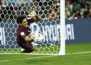 Marruecos y Bono ganan en la grada… y en los penaltis