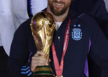 Messi volverá con el PSG «el 2 o el 3 de enero», según su entrenador