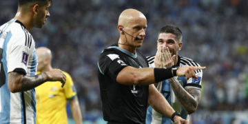 El árbitro polaco Szymon Marciniak pitará la final del Mundial