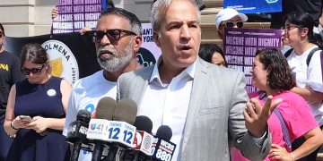 Alertan del auge de «casas webcam» donde venezolanos venden sexo en Colombia