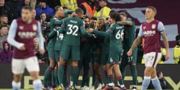 1-3. El Liverpool se dispara, Emery se estanca y Bajcetic deslumbra
