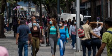 Se necesitan más de 40 salarios mínimos para cubrir la canasta básica