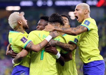 4-1. Brasil asusta cuando importa