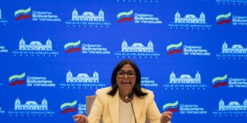 Venezuela y Países Bajos revisan la reapertura de la frontera común en el mar Caribe