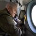 El ministro de Defensa ruso inspecciona tropas y sobrevuela el frente en Ucrania