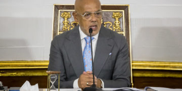 El Gobierno de Venezuela trabaja en «aterrizar» el acuerdo firmado en el diálogo