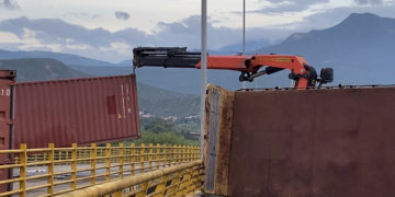 Frontera/ Hombre fue picado por abejas mientras retiraba contenedores en Tienditas