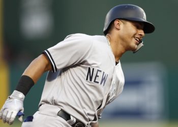 El venezolano Gleyber Torres extiende un año más su contrato con los Yanquis