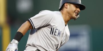 El venezolano Gleyber Torres extiende un año más su contrato con los Yanquis
