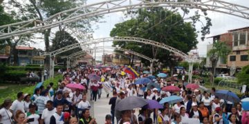 Trujillo | Educadores del eje panamericano han permanecidos activos reclamando sus derechos