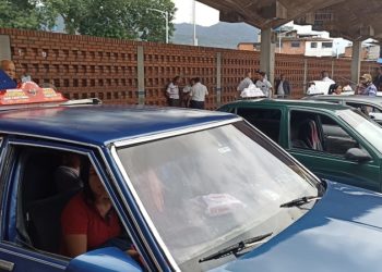 Táchira | Al transporte público venezolano no le permiten ingresar al terminal de Cúcuta